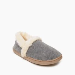 'Minnetonka' Women's Dina Slipper - Grey