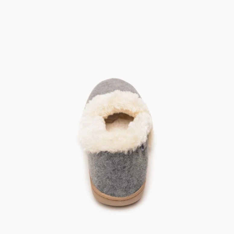 'Minnetonka' Women's Dina Slipper - Grey - Image 3