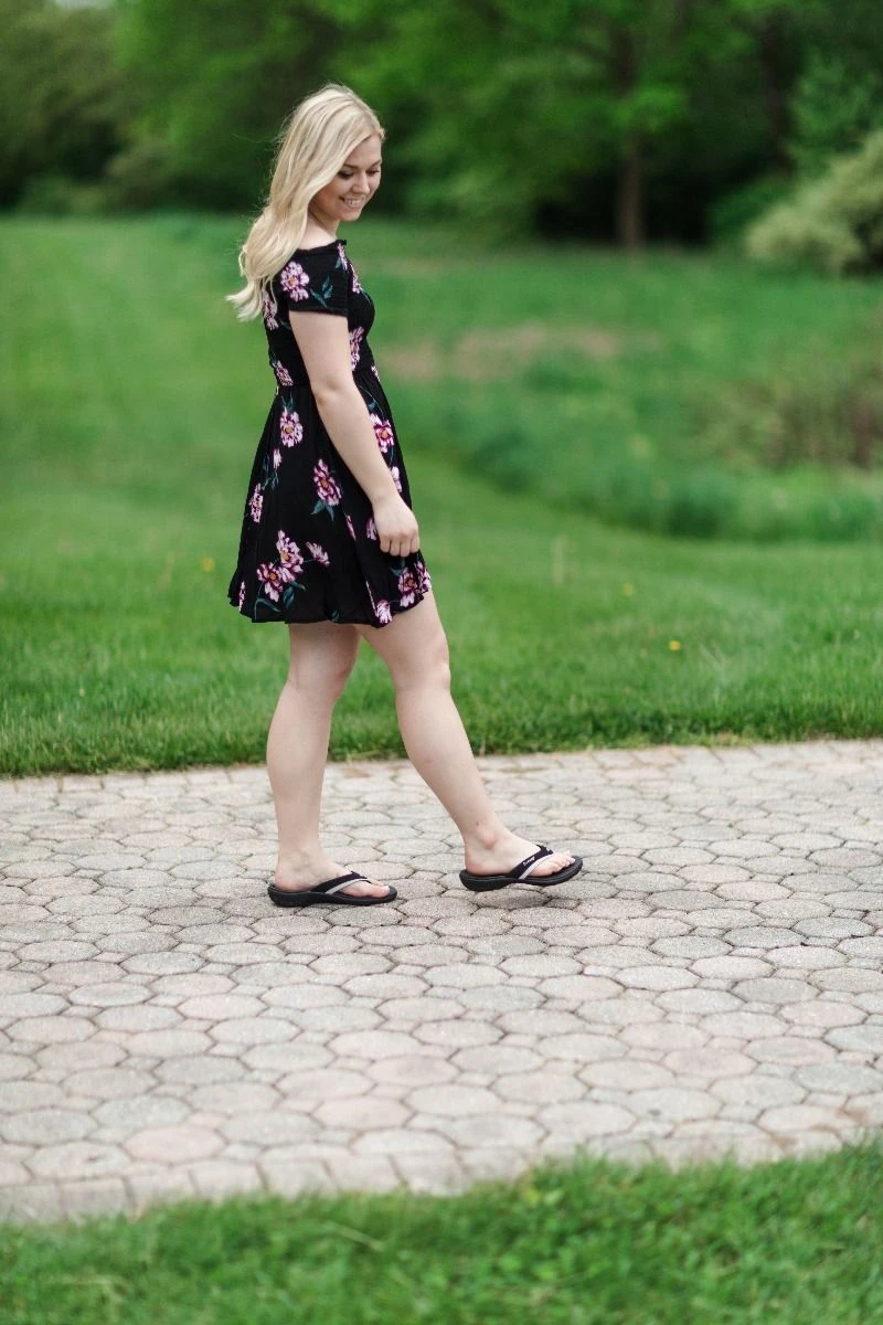 'Powerstep' Women's ArchWearâ„¢ Sandal - Black - Image 8